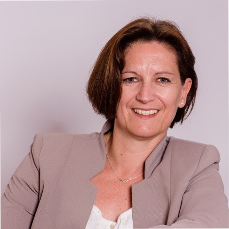 Témoignage de Céline Restier Directrice de l’offre et des Partenariats Active Assurances & Wazari à propos de Smalltox.